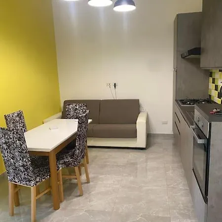 Appartement Candia House *