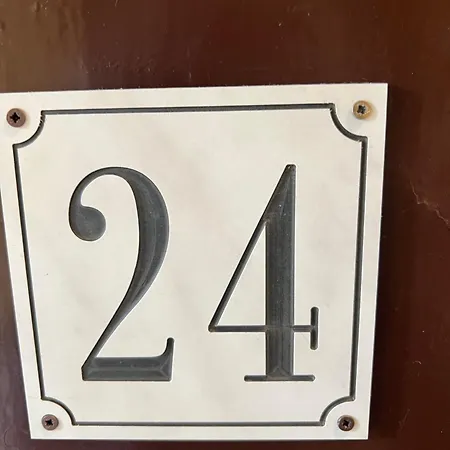 Candia House